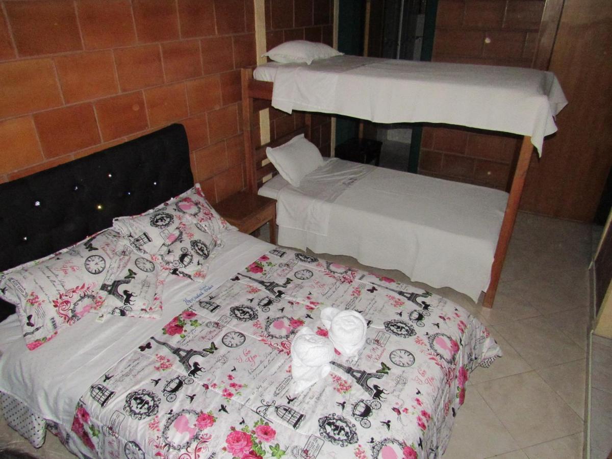 Hotel Ciudad Dulce モニキラ エクステリア 写真