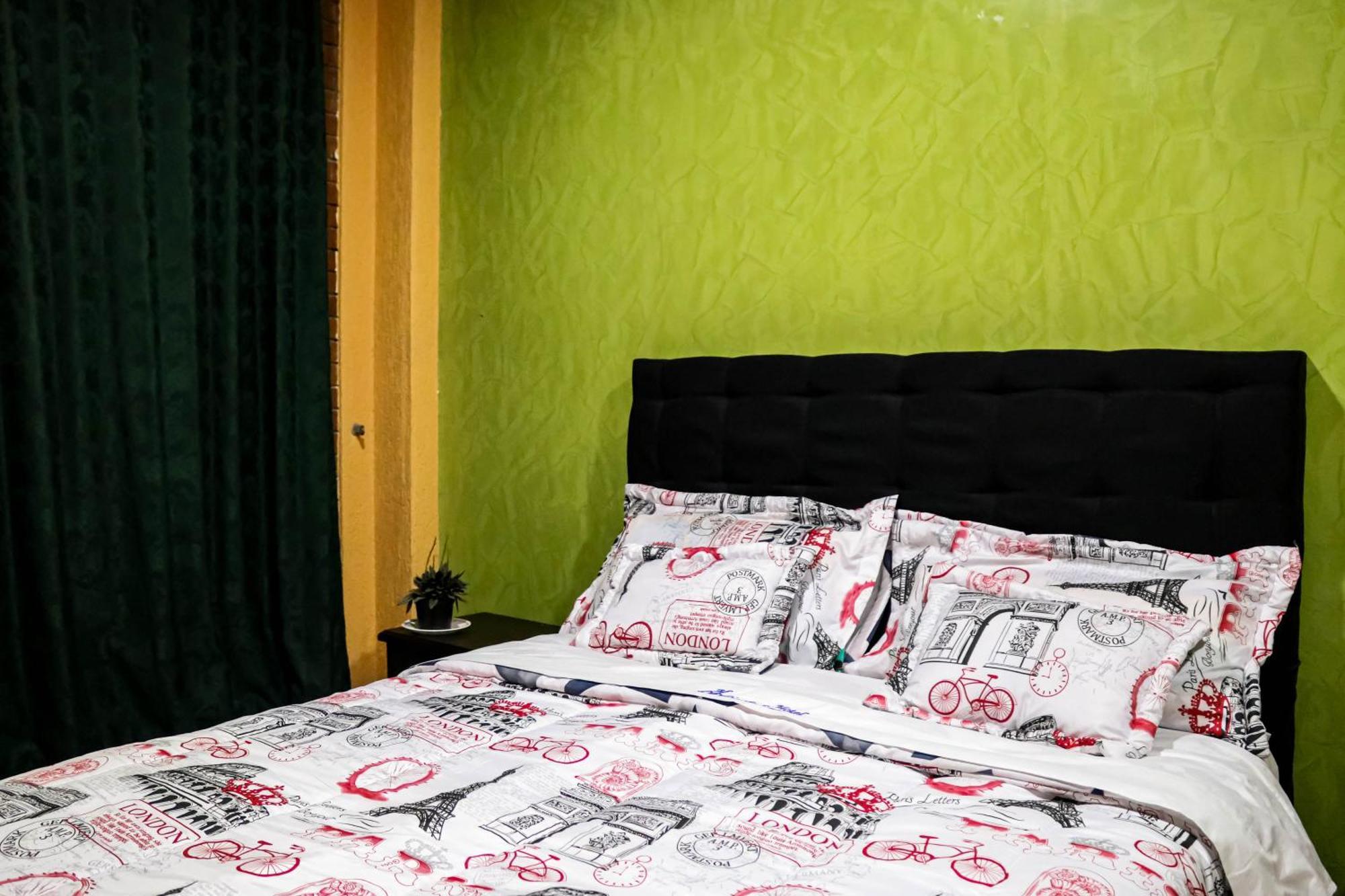 Hotel Ciudad Dulce モニキラ エクステリア 写真