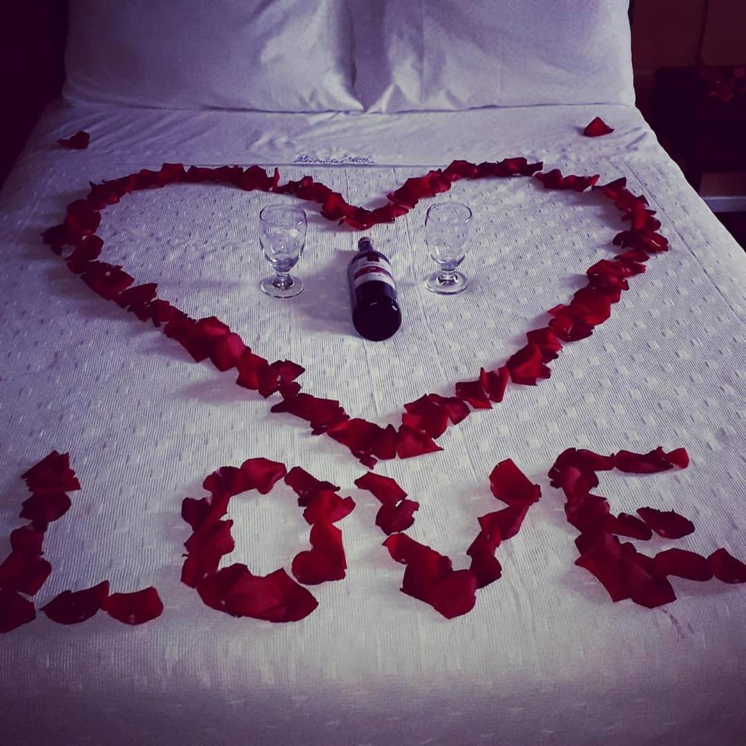 Hotel Ciudad Dulce モニキラ エクステリア 写真